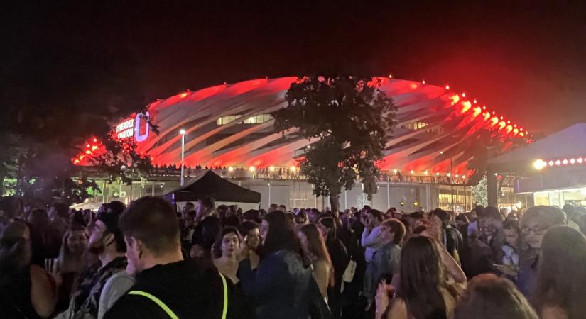 “Aki nem guggol le, fideszes!” – Sisi, Chainsmokers és a Belga hozta a Campus legjavát pénteken