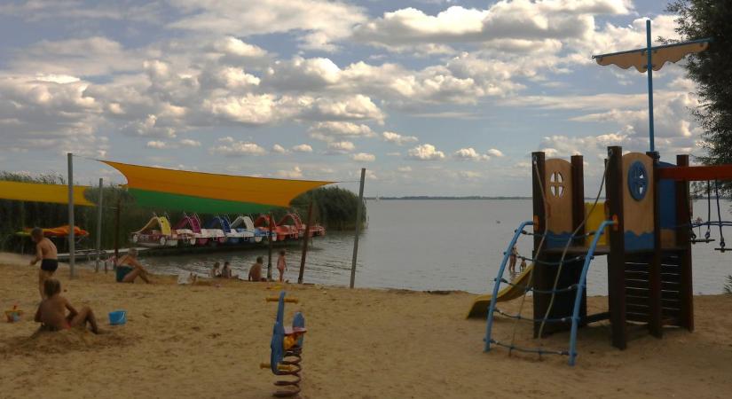 Irány a strand! Mutatjuk, hány fokos a Balaton