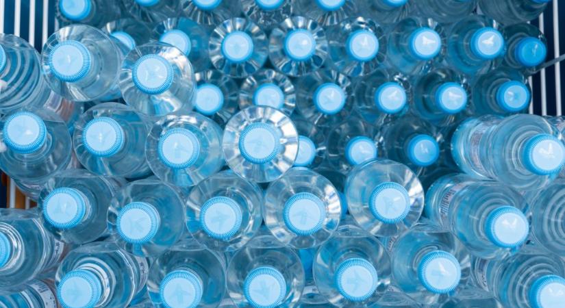 PET-palack újratöltés: a szakértő szerint többet árt, mint használ