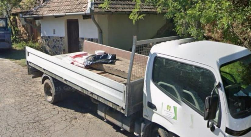 Félmilliós búcsúbuli és a Google utcaképe okozhatta a pilisi cégvezető lebukását
