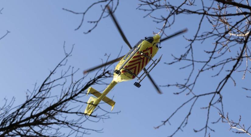 Lezuhant hegymászóhoz riasztották a mentőhelikoptert