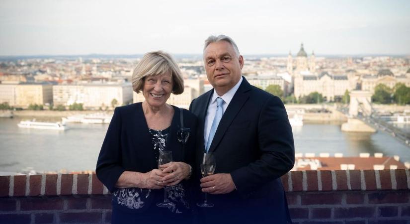 Legendás tévésekkel nosztalgiázott Orbán Viktor (VIDEÓ)