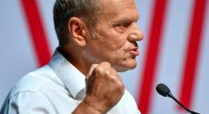 Tusk dühöngése ellenére fennmarad a magyar-lengyel barátság