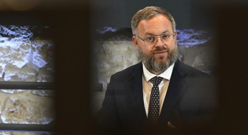 Orbán Balázs: Európának nem Ukrajnán keresztül kellene megvédenie magát