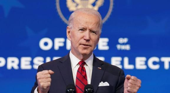 Joe Biden belehúz: az első száz napban 100 millió adag koronavírus elleni védőoltás beadását tervezi