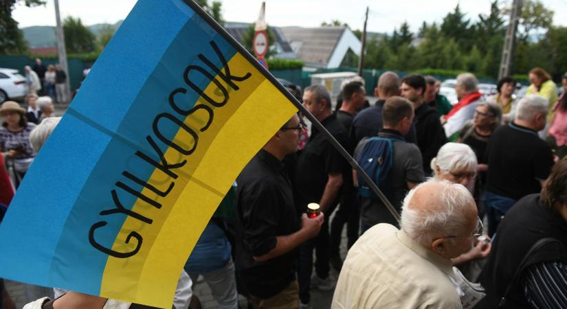 Egy kárpátaljai magyar ápoló szerint nem voltak verés nyomai Sebestyén Józsefen, a NER-közeli média azonnal nekiesett