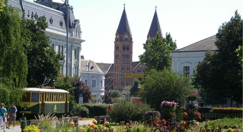 Szégyenletes látványra ébredt Nyíregyháza! Ez tették a város kultikus helyével!