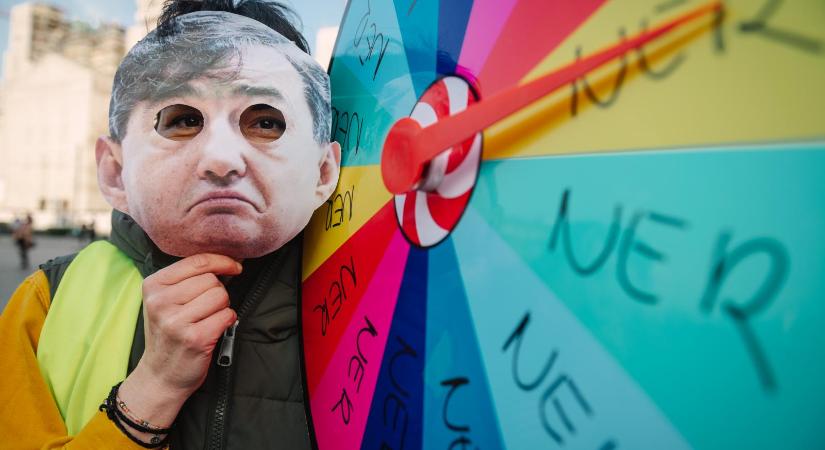 Fejétől luxi a Fidesz, avagy ez a rongyrázás lesz a végső