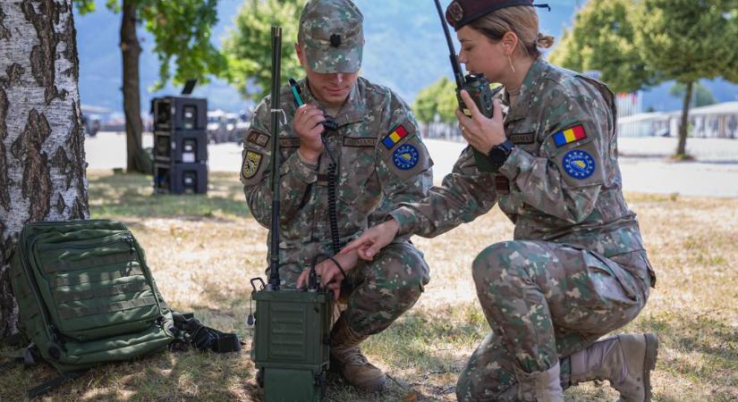 Védelmi miniszter: vonzó lesz az önkéntes tartalékos katonai szolgálat a fiataloknak