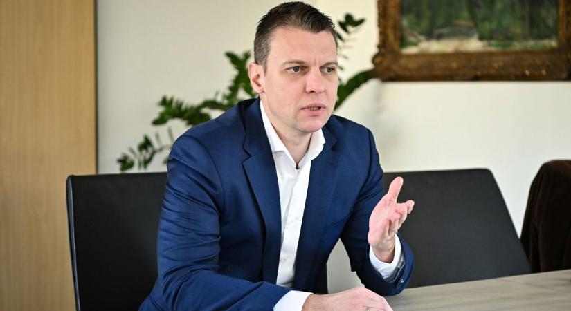 Menczer Tamás: Brüsszel szándékosan hallgat Sebestyén József agyonveréséről (videó)
