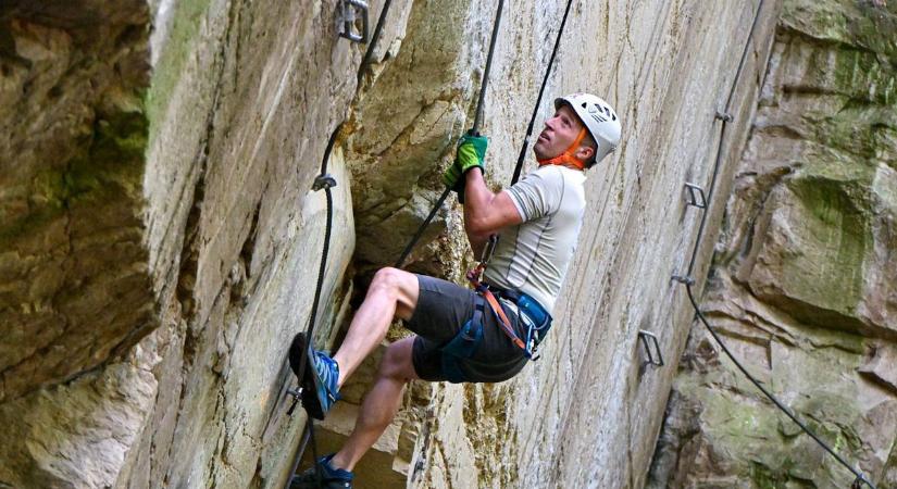A Hevesben működő via ferrata pályákon a biztonság az első