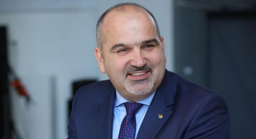 Fejér vármegyéből egy világszervezet irányító testületébe