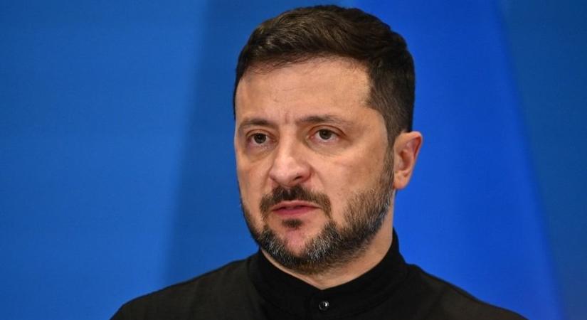 Zelenszkij sötét oldala: A Financial Times tekintélyelvűséggel vádolja az ukrán elnököt