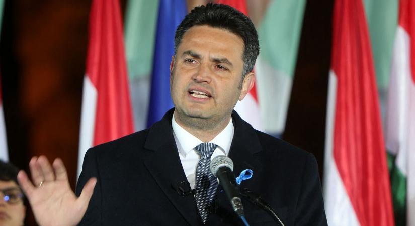 Márki-Zay Péter elszabadult: megint kandelábereket emleget
