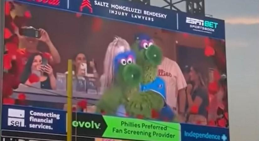 Jennifer Lopez-koncertre csak a pároddal menj! Itt vannak a legjobb Coldplay-mémek!