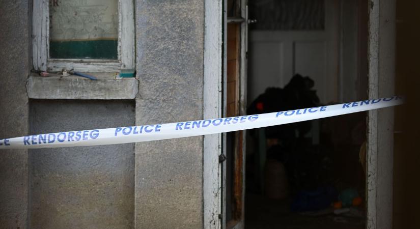 Holttestet találtak egy mezőtúri házban, a szomszédok szerint éjjel 11 után szörnyű dolog történt – videóval, galériával
