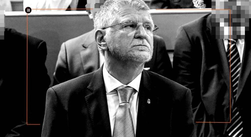 A bajusz július 4-én, Lakitelken még megvolt – Mi és miért történt az, ami Kövér László legendás arcszörzetével?
