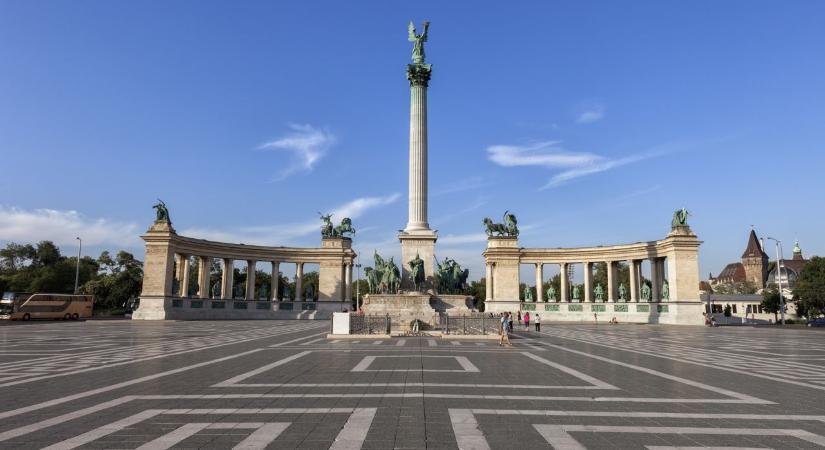 Új szobor jelent meg a Hősök terén, az egész fővárost sokkolta az esemény 100 évvel ezelőtt