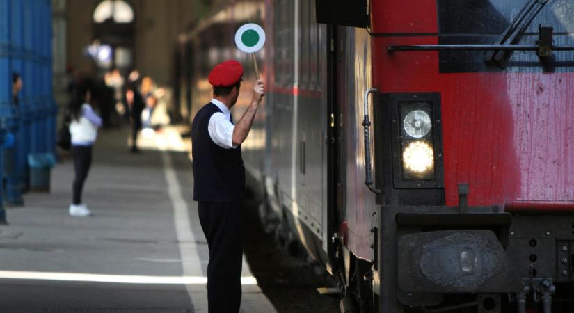 Jó sokat költött a MÁV felújításra, csak nem ott, ahol szükség volt rá: kellett a pénz a Budapest–Belgrádra