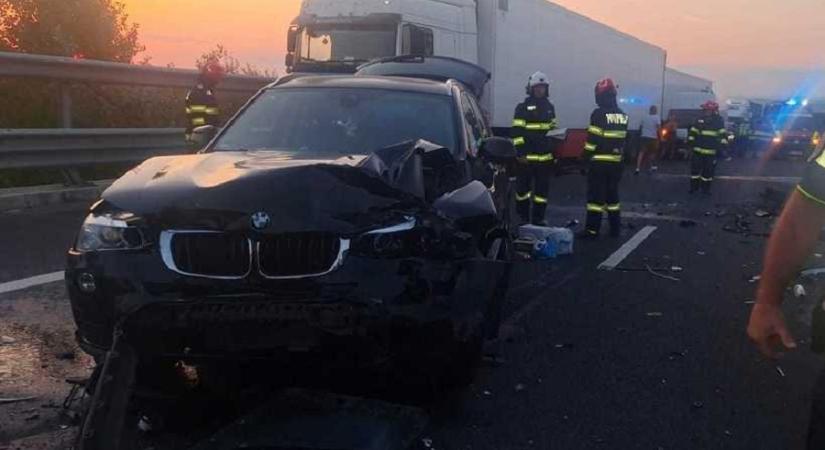 Tömegbaleset az A1-es autópályán – Hat személy megsérült, köztük két gyerek