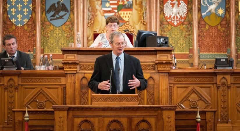 57 ezerrel több lenne az átlagnyugdíj, ha a bérekhez igazítanák az emeléseket