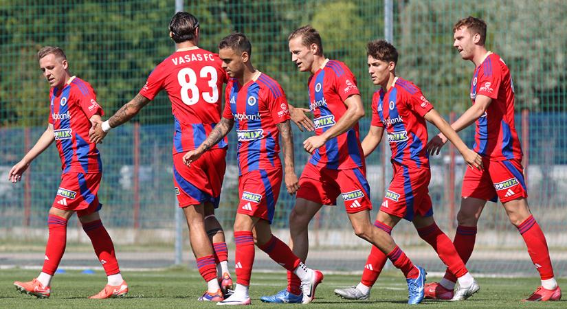 Okkal beszélt a Vasas vezetőedzője a ledőlő kártyavárról
