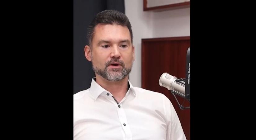 Jól nézzétek meg, mert ilyen egy utolsó bolsevik. Így néz ki! (VIDEÓ)