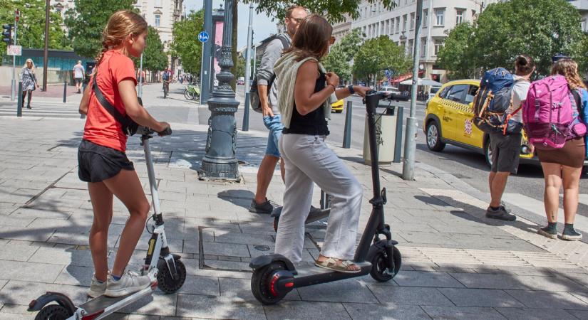Elképesztő károkat okoznak az e-rolleresek Magyarországon: ki fogja ezt megtéríteni?