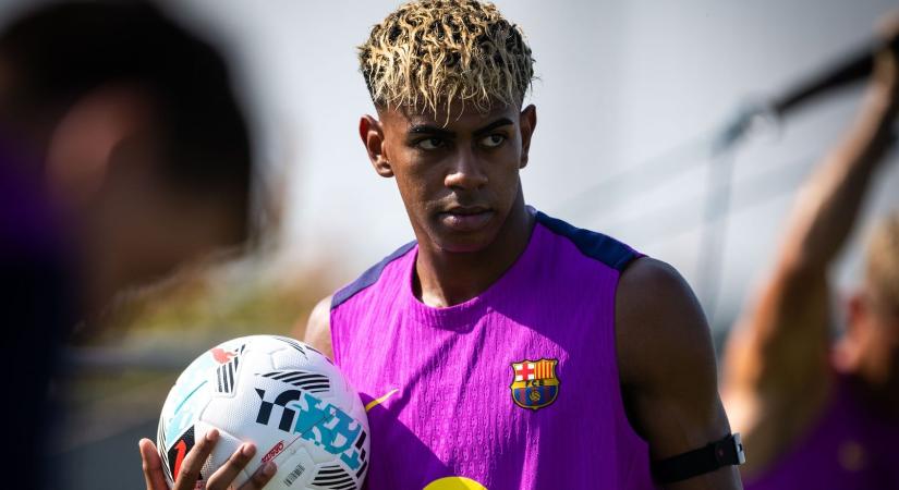 Lamine Yamal kitörő örömmel köszöntötte az FC Barcelona új igazolását