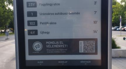 Könnyen és gyorsan tájékozódunk az e-papír alapú utastájékoztató táblákon