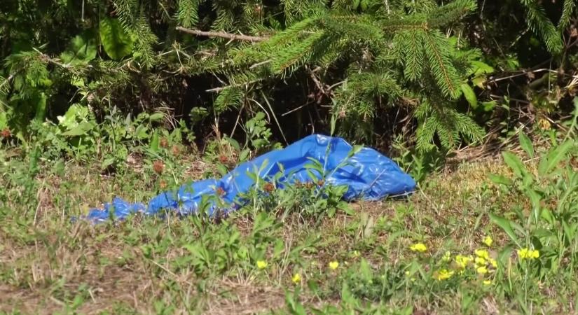 SZÖRNYŰ: Felgyújtotta magát, halálra égett egy férfi a saját udvarában