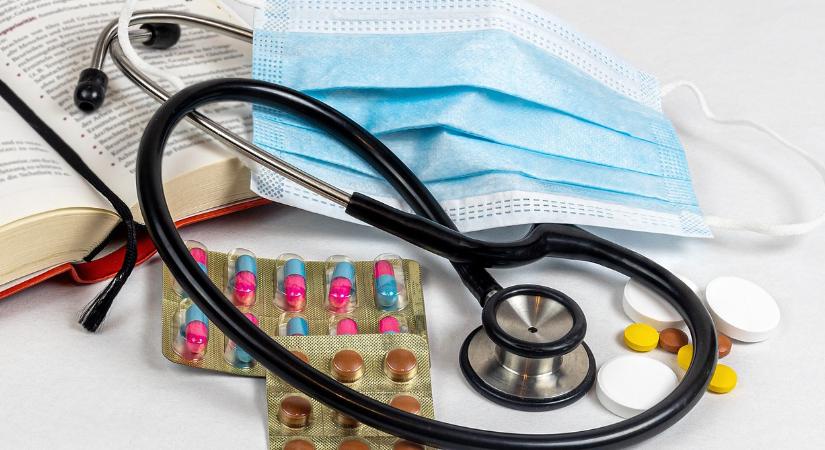 Beleállt az egészségügyi államtitkárba a szakszervezet a fizetés miatt
