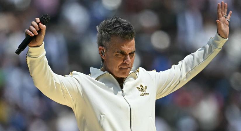 Budapesten ilyen gond nem lesz: Robbie Williams berlini koncertjét elmosta az eső, de nincs ok az aggodalomra