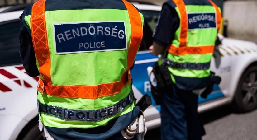 Nem látott más kiutat, egy tízemeletes ház tetejéről akart leugrani egy fiatal Újbudán