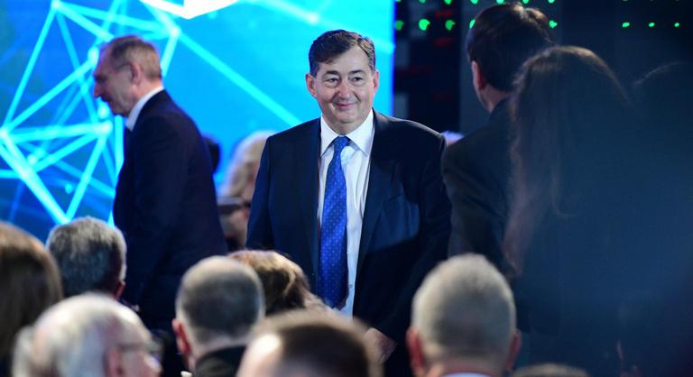 Levédetnék a Mészáros Lőrinctől származó szállóigét: pólókra kerülhet a „legyetek bátorak”
