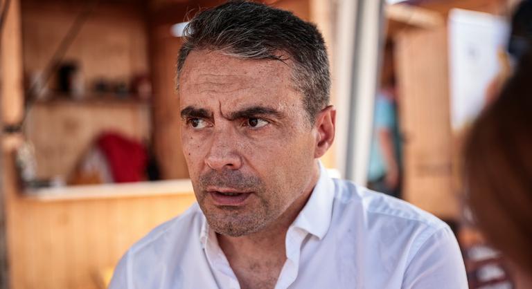 Vona Gábor megszünteti a kommentelés lehetőségét a közösségi oldalán a gyűlölködők miatt