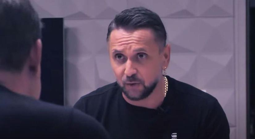 Az „út a börtönbe” hergelés egyenesen vezetett a primitív, görcsösen még több pénzt és figyelmet vágyó celeb debreceni színpadára
