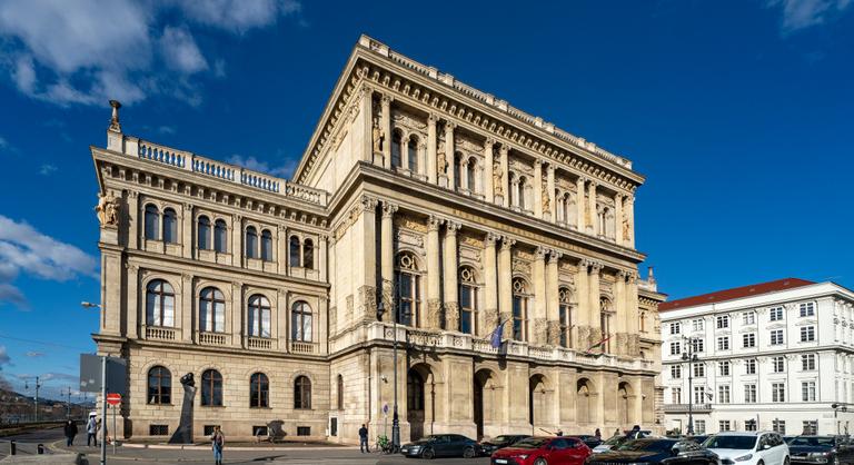 Hogyan vált alpári támadások célpontjává a tudomány?