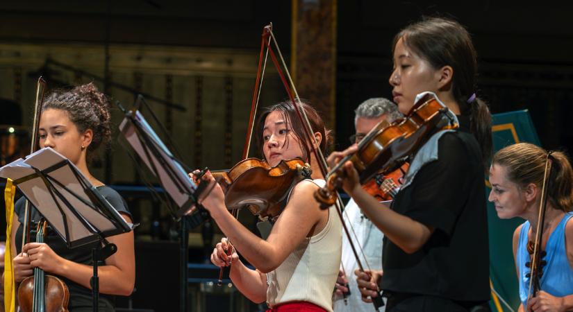 A 10. Festival Akadémia Budapest a holokauszt áldozataira emlékezik