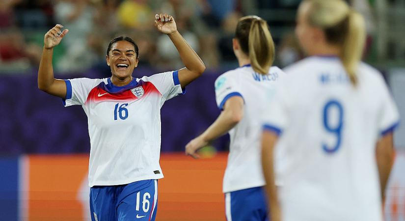 Női Eb: a FIFA elnöke segítséget ígért az angoloknak a rasszizmus ellen