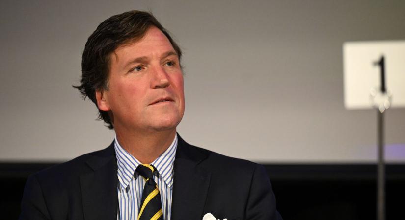 Tucker Carlson szerint Zelenszkijnek emberszámba kéne vennie az ukánokat