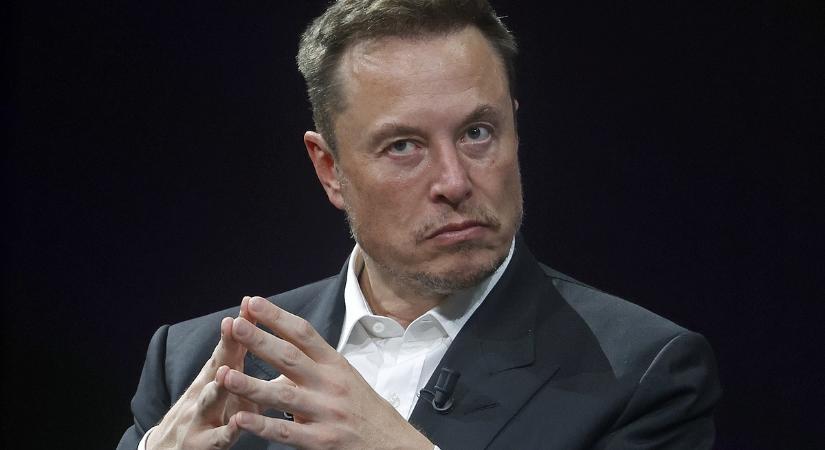 Elon Musk már a gyerekekre hajt, jön a Baby Grok