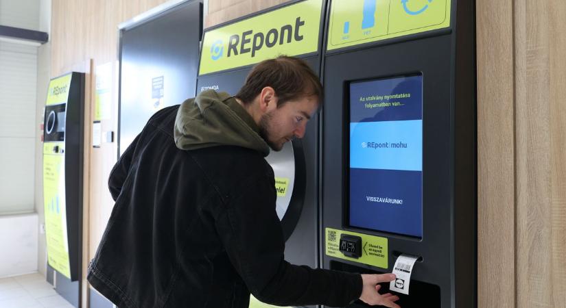 Tovább folytatódik a visszaváltási rendszer fejlesztése