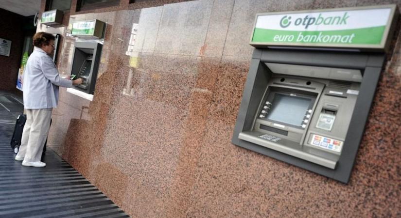 Ezekből az ATM-ekből ingyenesen vehetünk fel készpénzt a külföldi nyaraláson