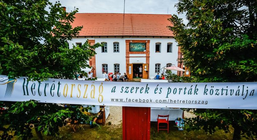 Hétrétország zenéi – Szabó Balázstól az Ivan and the Parazolig