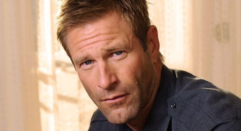 Ti láttátok már azt a videoklipet, amiben a jóképű Aaron Eckhart szerepel?