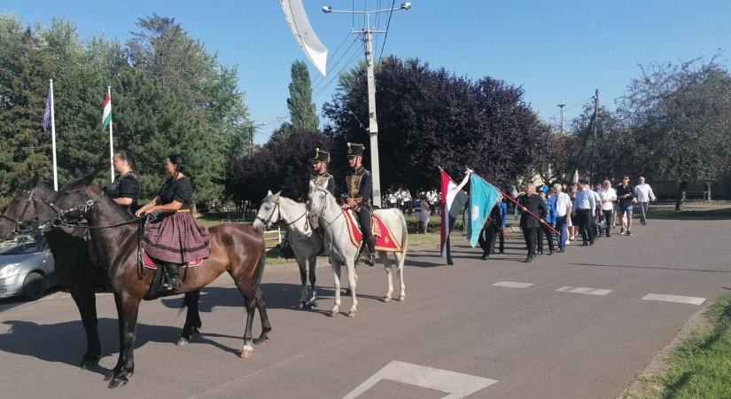 Saját házukhoz se tudnak kocsival odamenni a hevesi település lakói