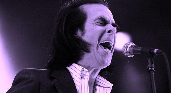 Nick Cave 2000 saját könyvét adta egy adományboltnak – a rajongók lerohanták a helyet