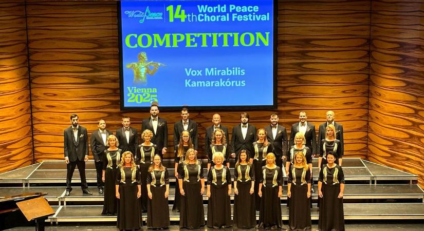 Világsiker Bécsben: ezüstéremmel tért haza a Vox Mirabilis