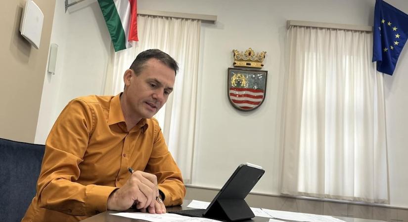 A közvagyont jelentő kukásautók magánkézbe játszásáról, majd visszabérléséről posztolt Németh Zoltán, a Győr-Moson-Sopron megyei közgyűlés, korábbi fideszes elnöke